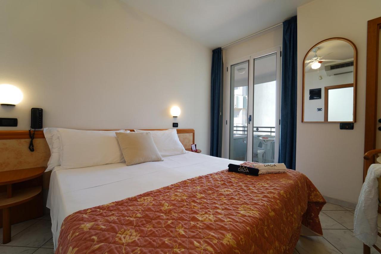 Dasamo Hotel - Dada Hotels Rimini Esterno foto