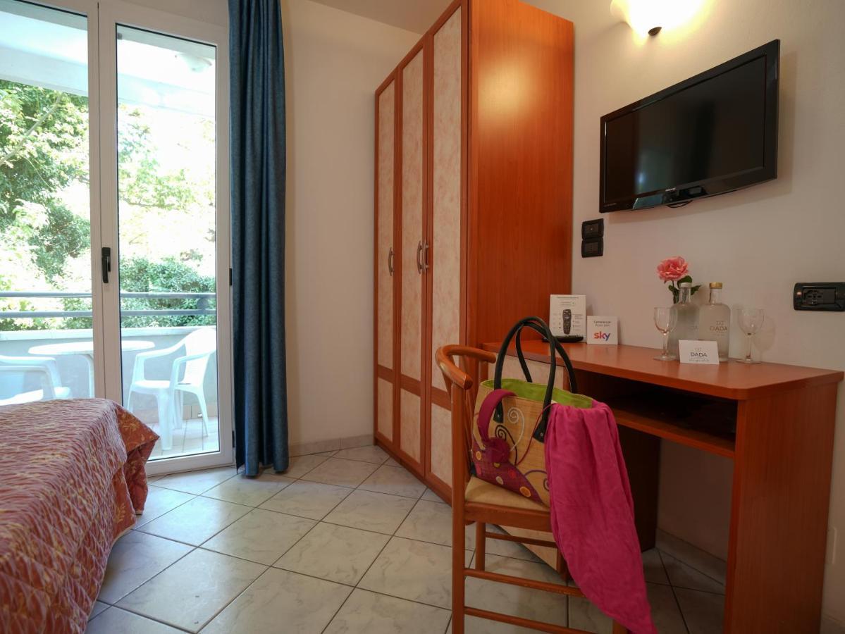 Dasamo Hotel - Dada Hotels Rimini Esterno foto